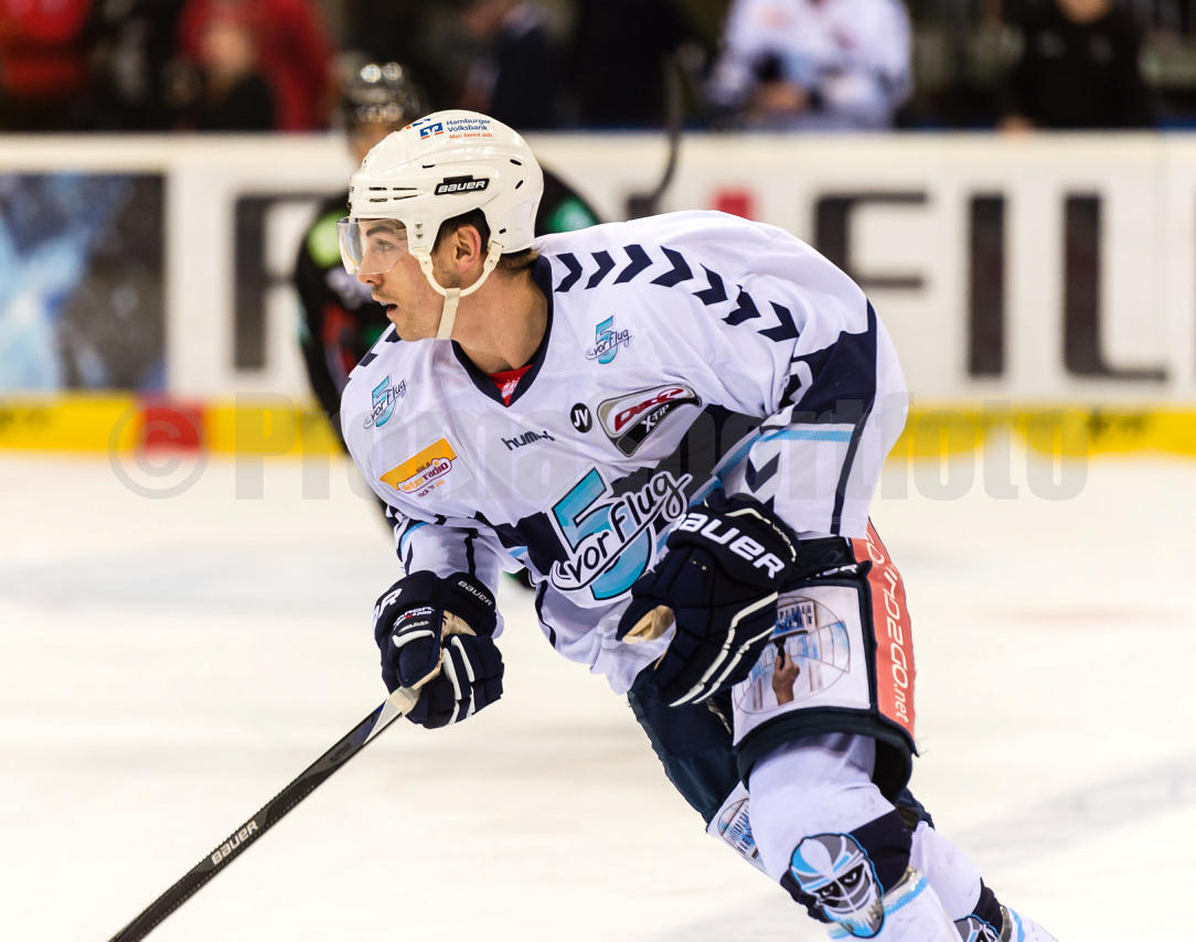 Playoffs Viertelfinale Düsseldorfer EG / Hamburg Freezers