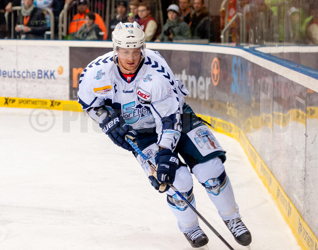 Playoffs Viertelfinale Düsseldorfer EG / Hamburg Freezers