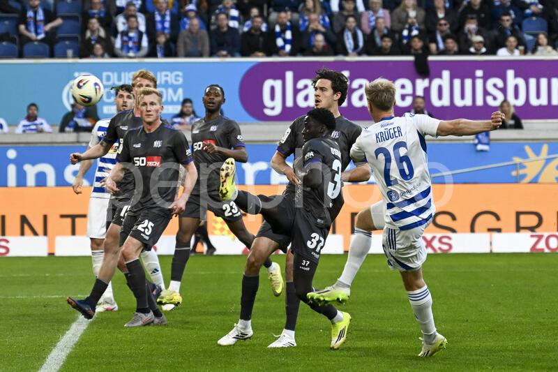 19.04. FC Schalke 04 vs SC Preussen Muenster