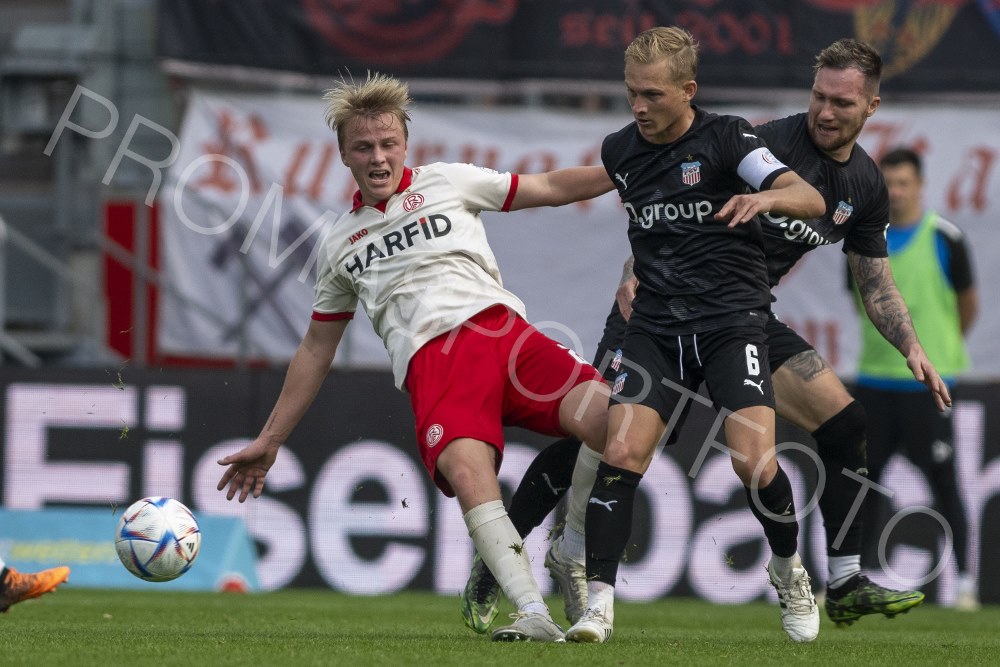 29. Okt. Rot-Weiss Essen / SFV Zickau (3.L)