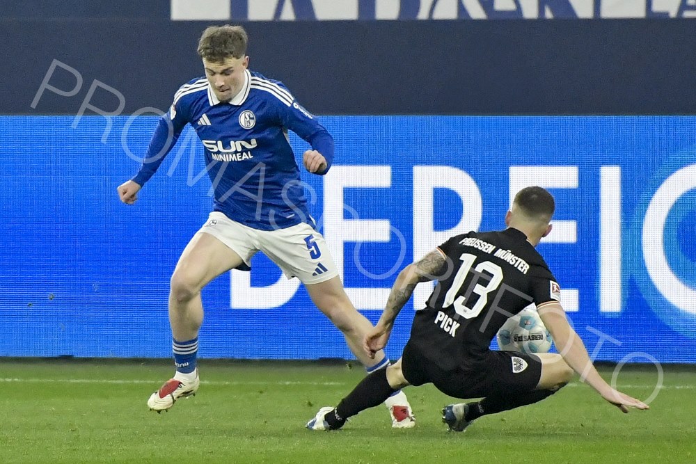 Fußball 2025